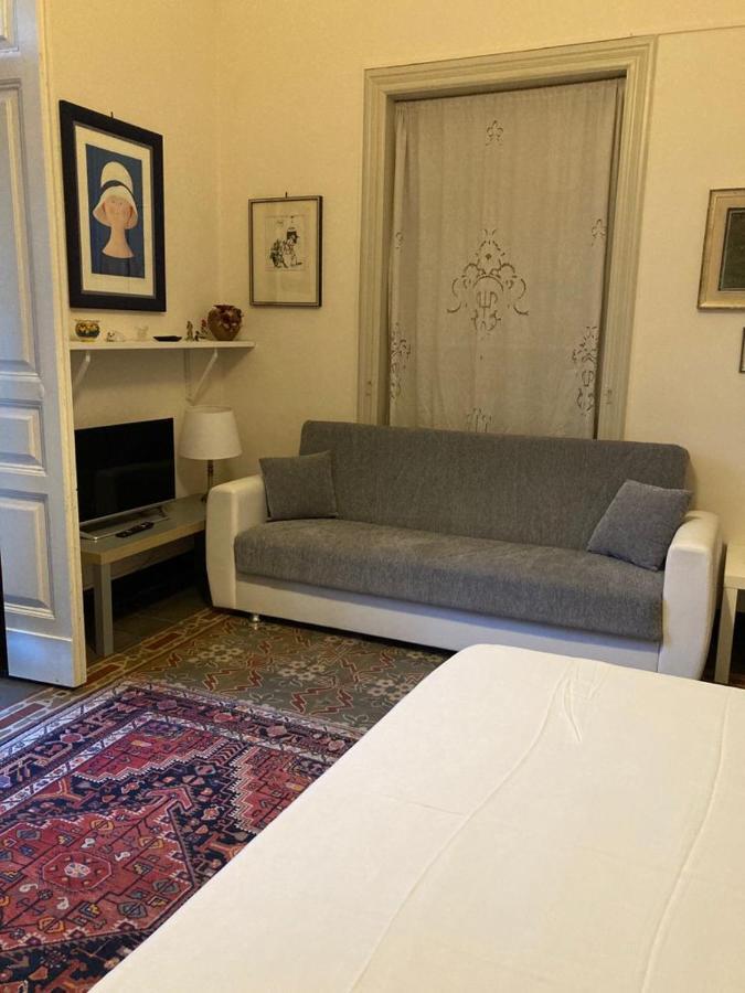 L'Oasi Di Sofia Appartamento Turistico Etnea Cavour Bellini Катанія Екстер'єр фото